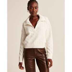 Abercrombie & Fitch Checkerboard Stitch Notch-Neck Sweater